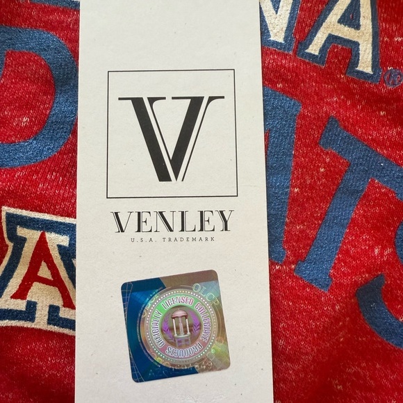 NWT Heather Red Anna Crewneck Arizona Wildcats Sweatshirt in Size Medium - Picture 7 of 9